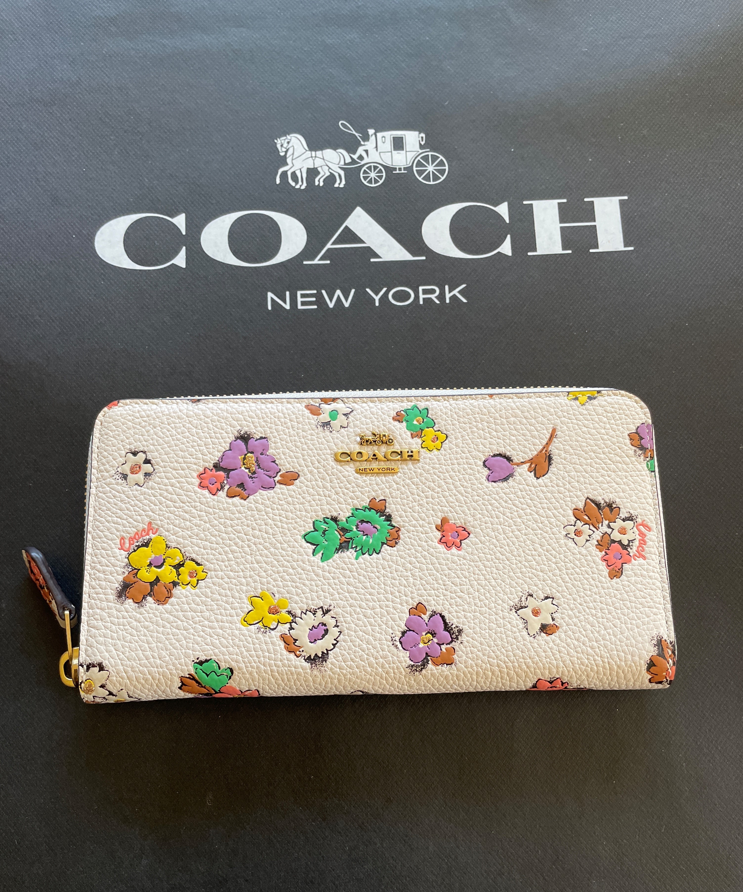 coach アコーディオン ジップ ウォレット C3816