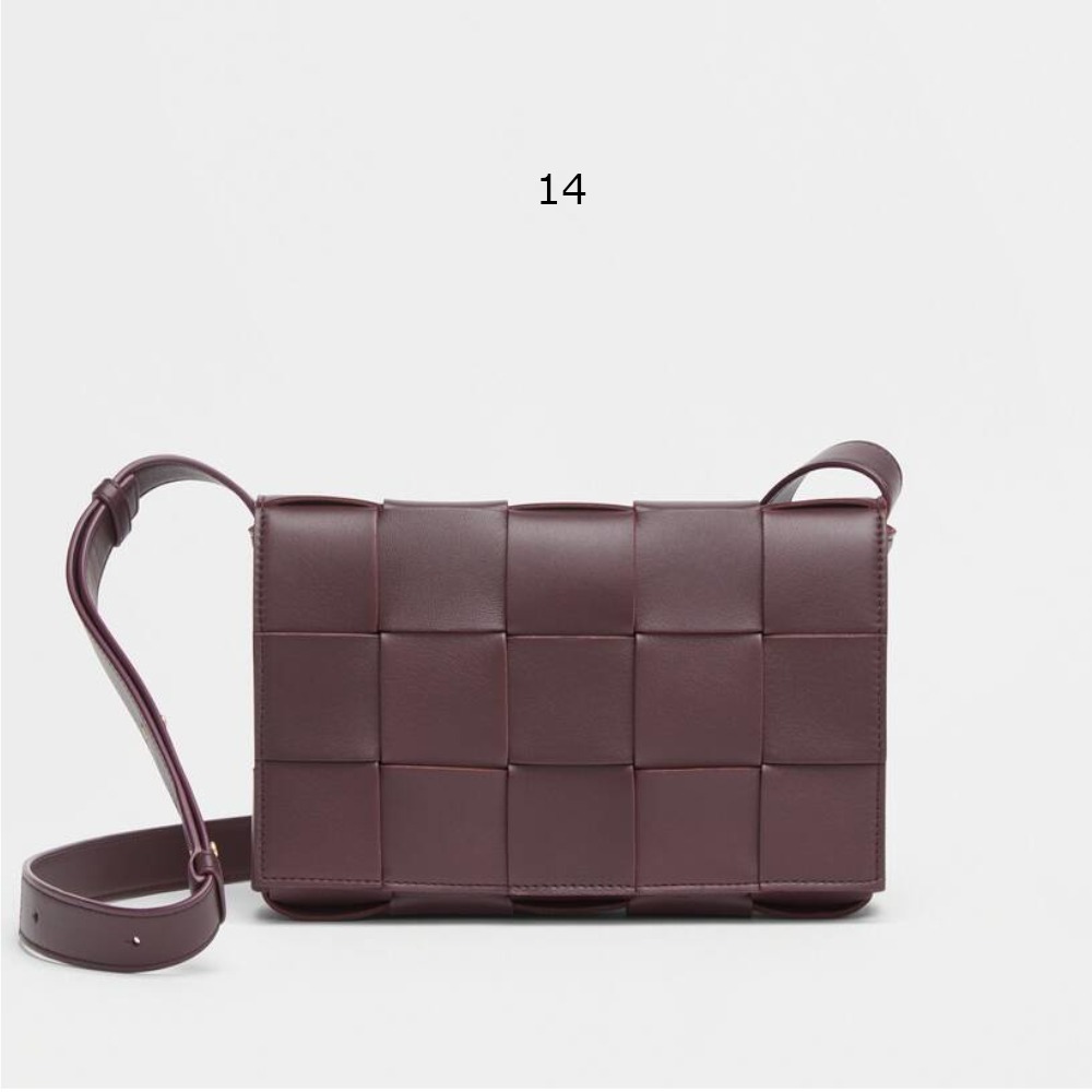 BOTTEGA VENETA ショルダーバッグ・ポシェット 新作 ★ボッテガヴェネタ★カセット(17)