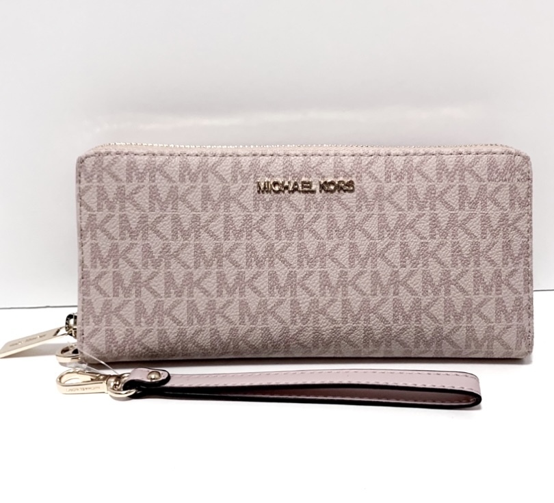 MK Jet Set Travel たっぷり収納OK♪ロゴ リストレット付 長財布 MK Jet Set Travel たっぷり収納OK♪ロゴ リストレット付 長財布
