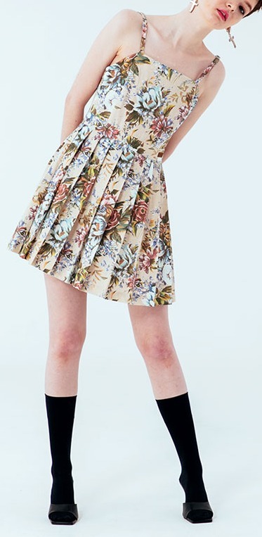 ★関税込★runningHIGH★FLOWER PLEATED SLEEVELESS MINI DRES.S ☆関税込☆runningHIGH☆FLOWER PLEATED SLEEVELESS MINI DRES.S