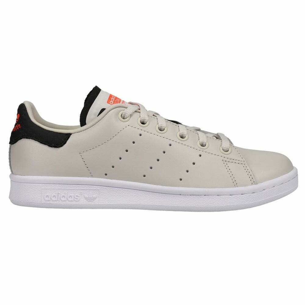 完売近い! 人気No.1!! Adidas ☆ Stan Smith ☆ スタンスミス