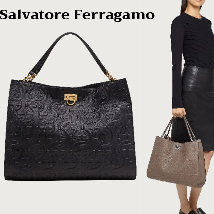 Salvatore Ferragamo x トートバッグ(レディース)|新作を海外通販 ...