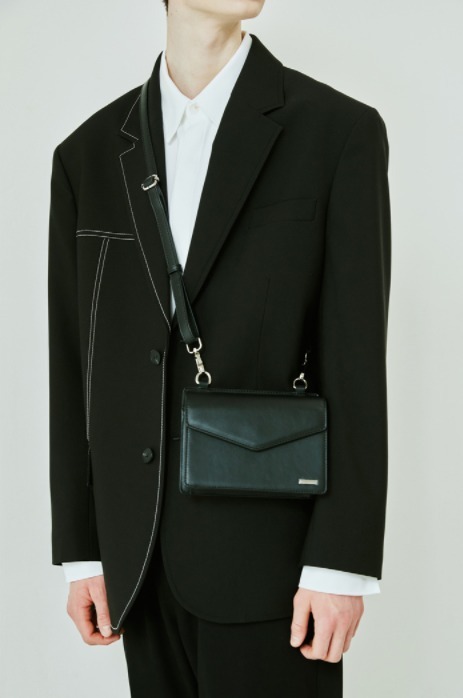 ENHYPEN ソヌ着用★【SSY】★WIDTH SQUARE LEATHER MINIMAL BA.G ☆ENHYPEN ソヌ着用☆SSY☆WIDTH SQUARE LEATHER MINIMAL BA.G