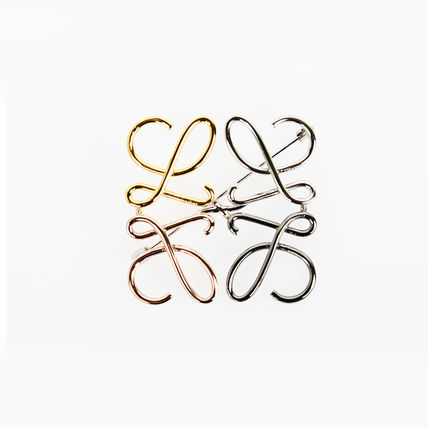 ブローチ, レディース LOEWE(ロエベ) - 海外通販のBUYMA