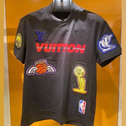VIP直営買付☆Louis Vuitton☆NBAコラボ!NBAマルチロゴTシャツ VIP直営買付☆Louis Vuitton☆NBAコラボ!NBAマルチロゴTシャツ
