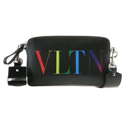 VALENTINO x バッグ・カバン(メンズ)|新作を海外通販【BUYMA】 VALENTINO x バッグ・カバン(メンズ)|新作を海外通販【BUYMA】