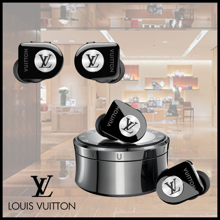お歳暮 ♡大人気♡LOUIS VUITTON イヤホンブラック ホライゾン - その他 【値下げ品】 イヤホンブラック ホライゾン VUITTON ♡大人気♡LOUIS その他