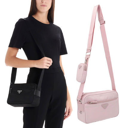 カメラバッグ PRADA x バッグ・カバン(レディース)|新作を海外通販 カメラバッグ PRADA x バッグ・カバン(レディース)|新作を海外通販