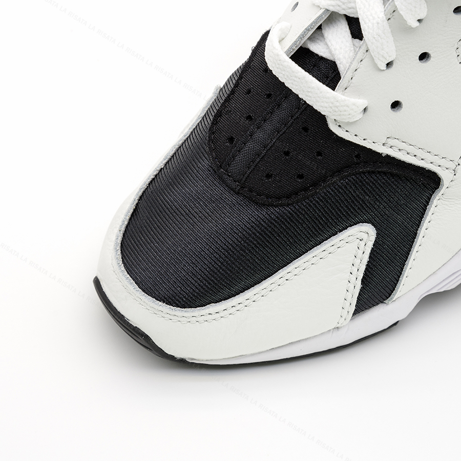 ★Nike★大人気★AIR HUARACHE エアハラチ \"ORCA\"★追跡可