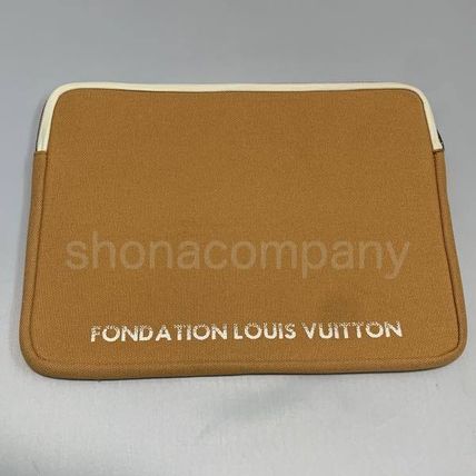 Fondation Louis Vuitton Laptop Cases Unisex Street Style Logo Laptop Cases