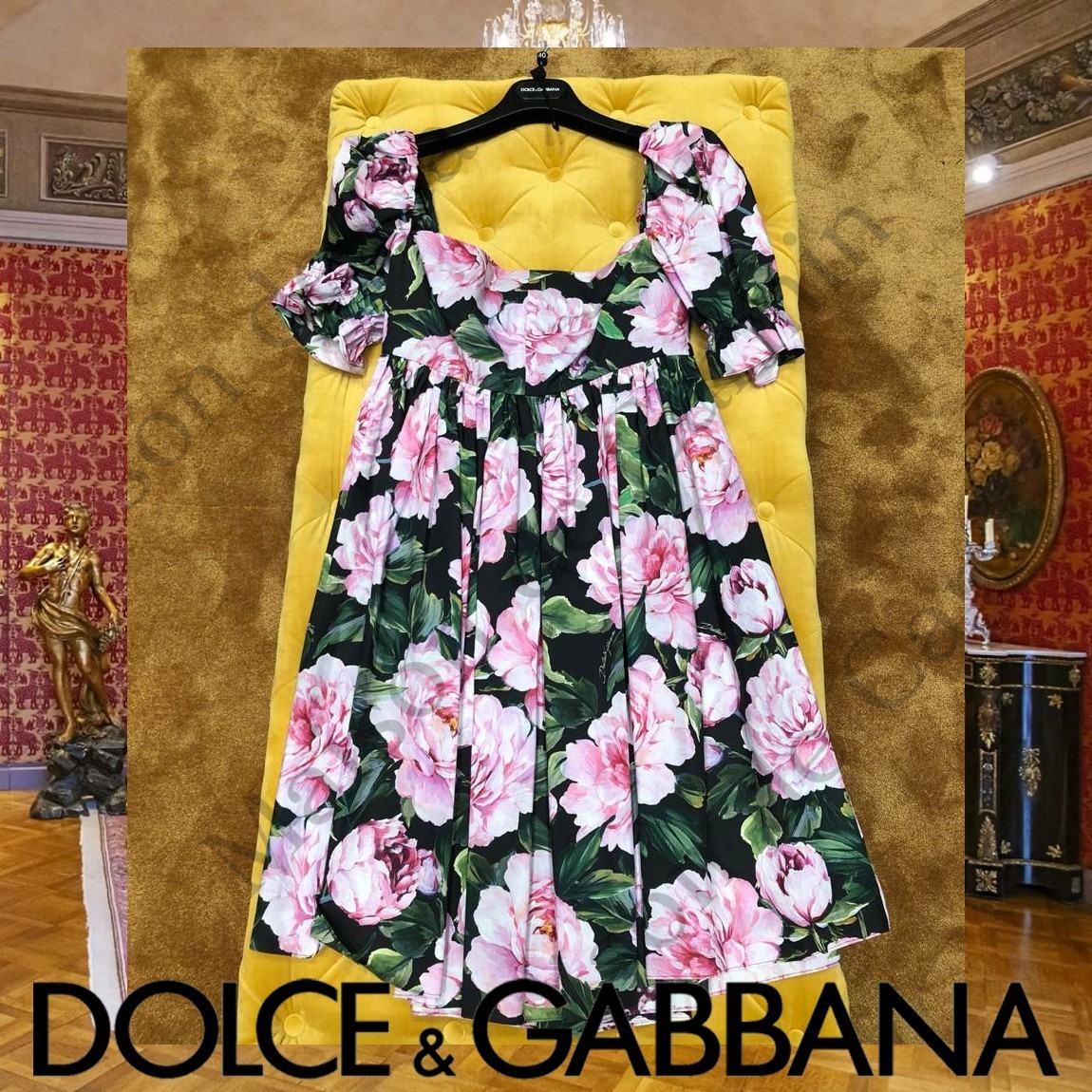 最新発見
Gabbana & Dolce 牡丹プリント ワンピース スクエアネック 半袖 ワンピース 最新発見
Gabbana & Dolce 牡丹プリント ワンピース スクエアネック 半袖 ワンピース