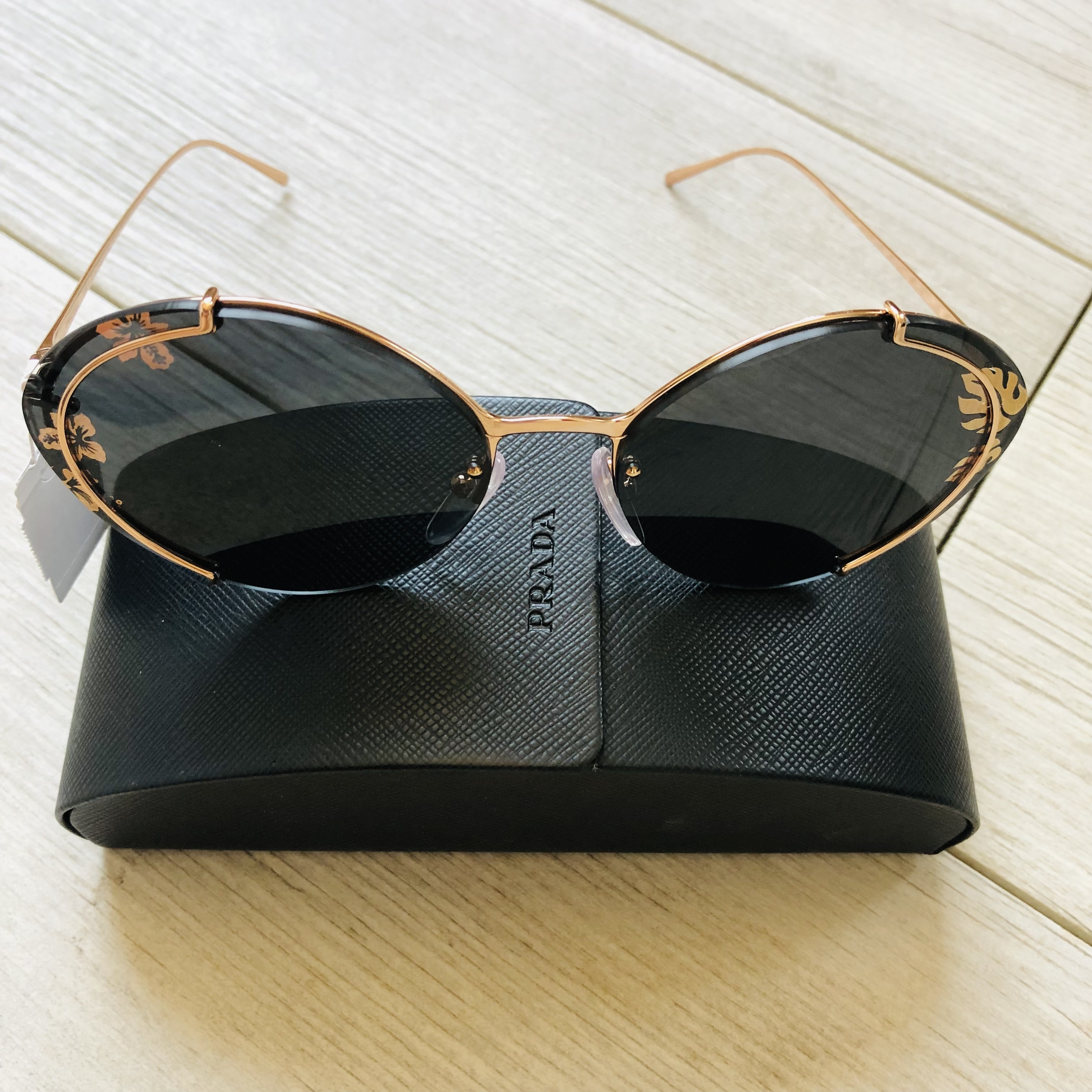 Prada オーバルサングラス ピンクゴールドITALY ハイビスカス