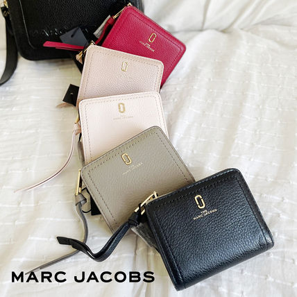 MARC JACOBS Long Wallets Plain Leather Folding Wallet Small Wallet Logo Long Wallets