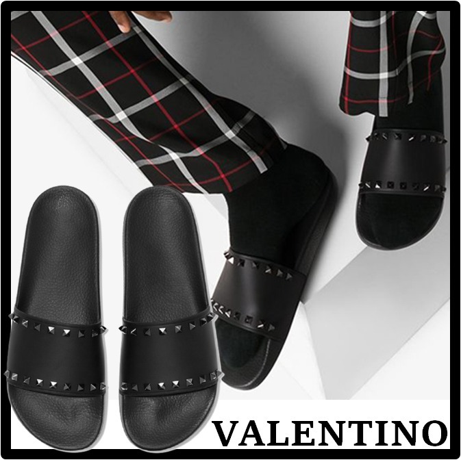 ★送料・関税込★VALENTINO★ROCKSTUD SLIDE SANDA.L★サンダル 【税込?送料無料】