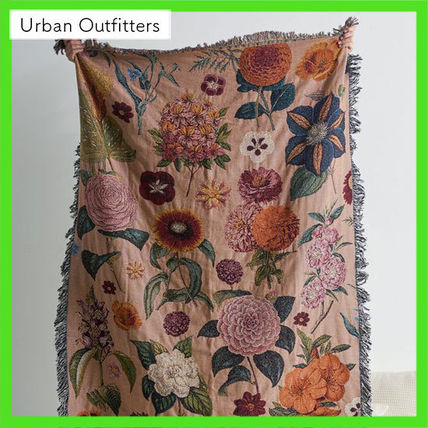 Urban Outfitters x ブランケット(ひざ掛け)(ライフスタイル)|新作を Urban Outfitters x ブランケット(ひざ掛け)(ライフスタイル)|新作を