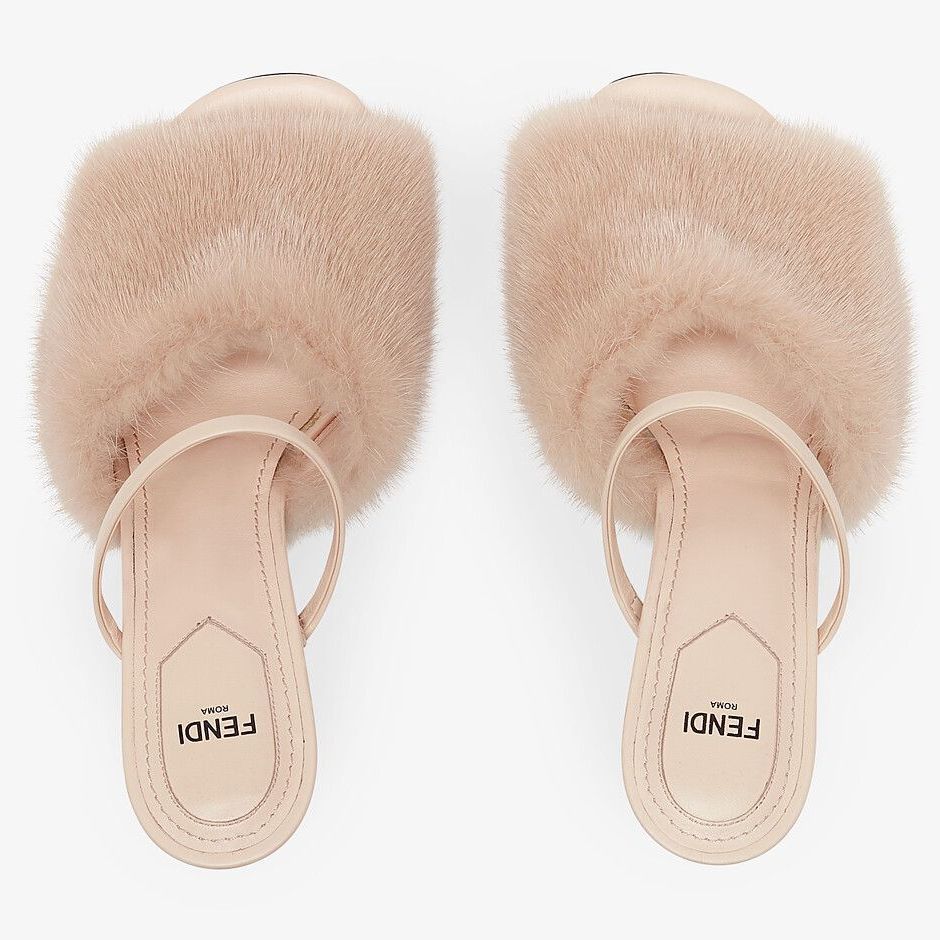 【FENDI】FW21★フェンディ ファースト ファー サンダル Pink