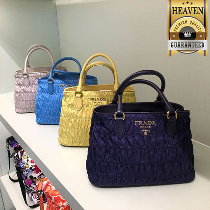 イエロー(黄色)系 PRADA x バッグ・カバン(レディース) - 海外通販の ...