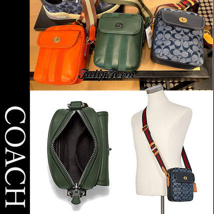 Coach(コーチ) ショルダーバッグ(メンズ) - 海外通販のBUYMA