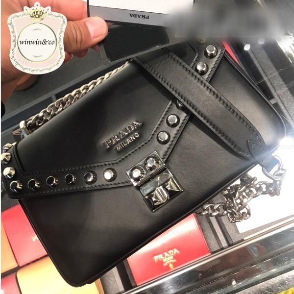 PRADA【国内発/関税込】チェーン レザーショルダーバッグ1BD301