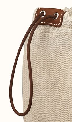 Shop HERMES Fourbi Fourbi 25 pouch (H063913CKAA) by kaorinko1902 Shop HERMES Fourbi Fourbi 25 pouch (H063913CKAA) by kaorinko1902