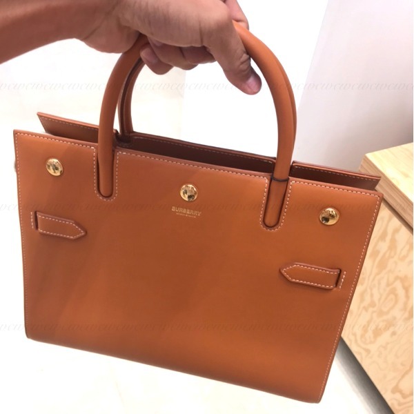 Burberry【国内発/関税込】ダブルハンドル トートバッグ