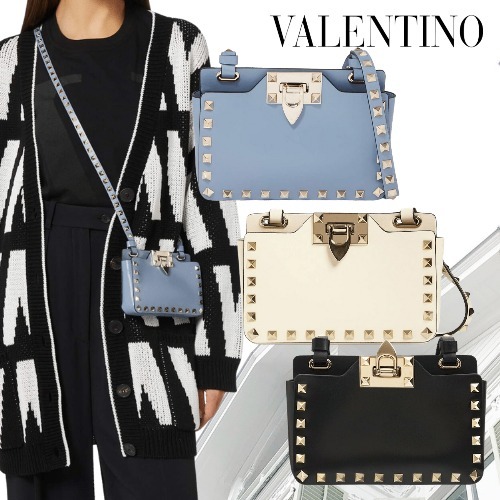 VIP【関税込】VALENTINO ロックスタッドレザースマホケース VIP【関税込】VALENTINO ロックスタッドレザースマホケース