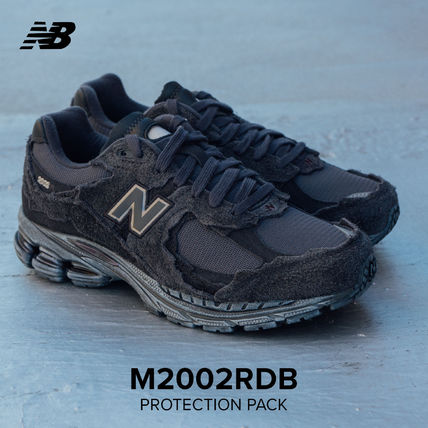 New Balance Sneakers Unisex Street Style Plain Logo Sneakers