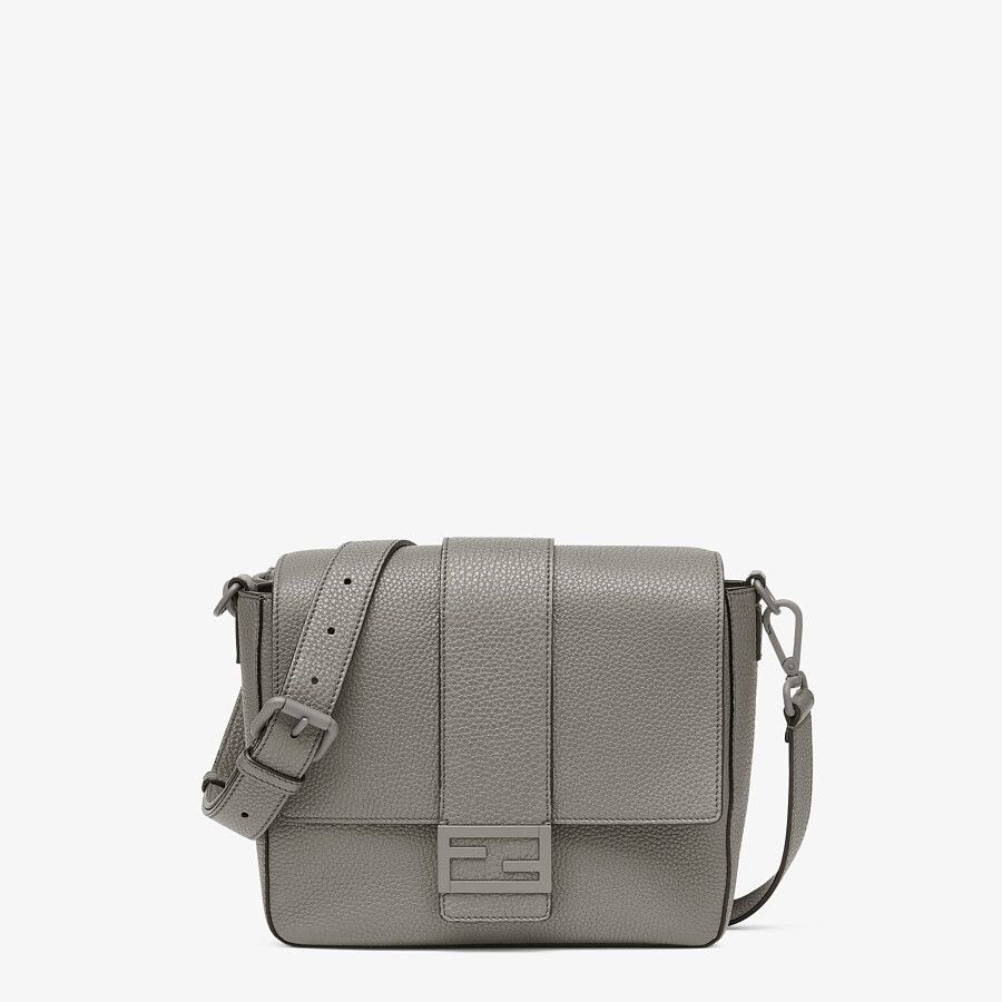 FENDI ショルダーバッグ FENDI☆ バゲットメッセンジャー ミディアム バッグ 2色(9)