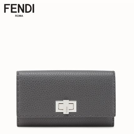 グレー(灰色)系 FENDI(フェンディ) 長財布(レディース) - 海外通販の ...