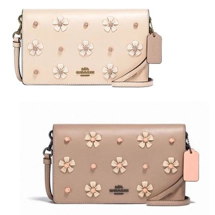 ローズティー Coach x バッグ・カバン(レディース) - 海外通販のBUYMA