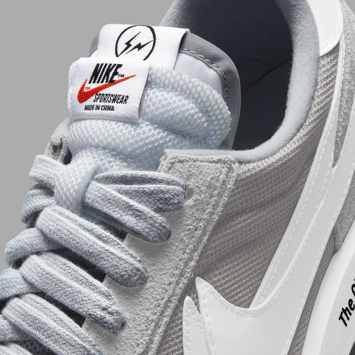 ☆NIKE☆送関込☆UR確定！世界が欲しがるスニーカーの