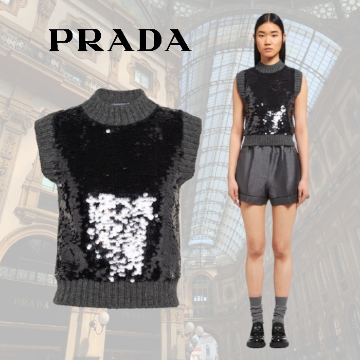 【激安セール】
☆PRADA☆スパンコール付きクロップドウールベスト ニット・セーター 【激安セール】
☆PRADA☆スパンコール付きクロップドウールベスト ニット・セーター