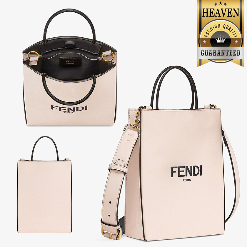 累積売上総額第１位【FENDI】ショッピングバッグ スモール