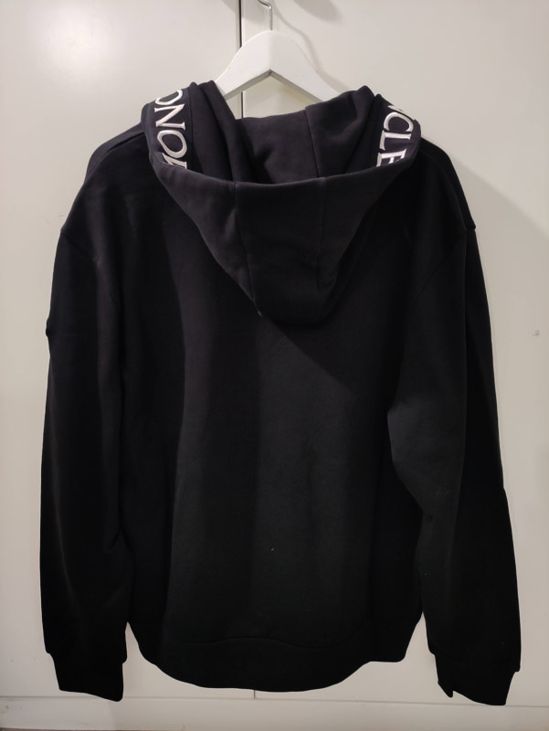 MONCLER】☆大人気☆フード付き ブラック パーカー♪ロゴ入り (MONCLER ...