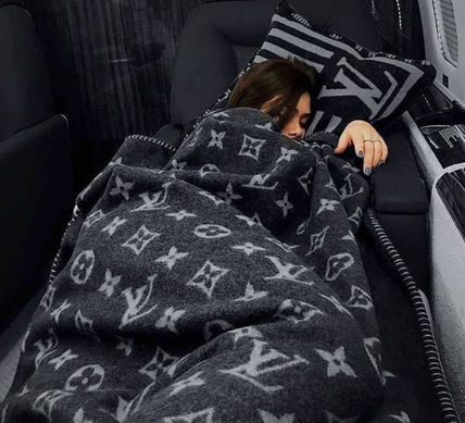 ブランケット Louis Vuitton(ルイヴィトン) - 海外通販のBUYMA