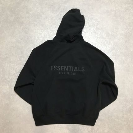 ブラック(黒)系 FEAR OF GOD ESSENTIALS x パーカー・フーディ ...