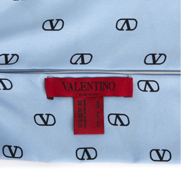 ☆VALENTINO☆ Vロゴ シルク ヘアバンド ☆正規品☆ 【ポイント10倍】 ☆VALENTINO☆ Vロゴ シルク ヘアバンド ☆正規品☆ 【ポイント10倍】