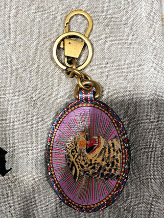 GUCCI(グッチ) バッグチャーム(レディース) キーホルダー・キーリング ...