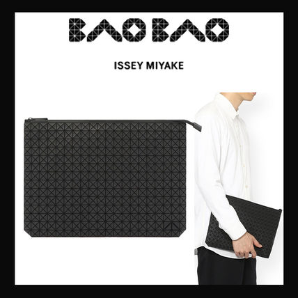 BAOBAO ISSEY MIYAKE x クラッチバッグ(メンズ)|新作を海外通販【BUYMA】