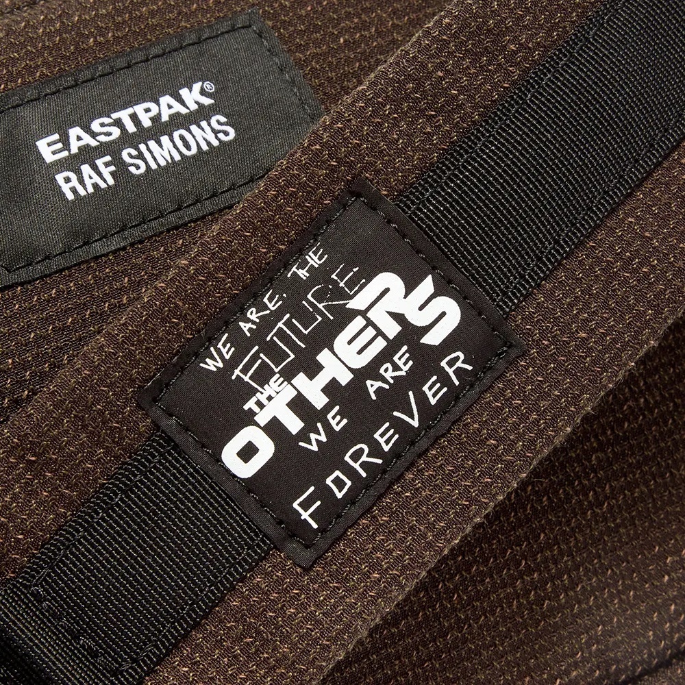 RAF SIMONS ショルダーバッグ 【RAF SIMONS】ラフシモンズ × EASTPAK ウエストバッグ 国内発(4)