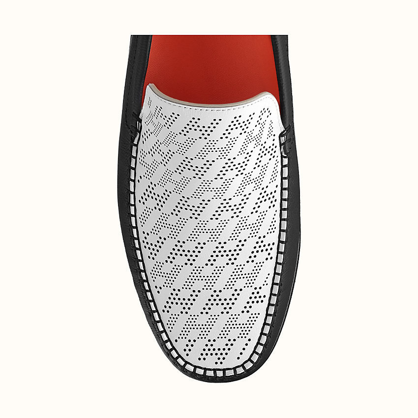 HERMES ドレスシューズ・革靴・ビジネスシューズ 【きれいめコーデの完成★】エルメス ローファー 3色(3)