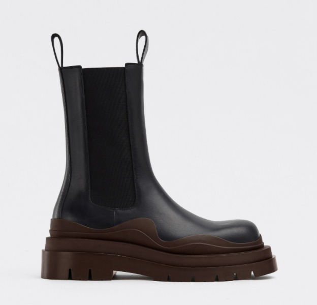 今週のおすすめ製品 希少】BOTTEGA VENETA ボッテガタイヤブーツ boots tire 靴