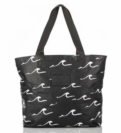 Mercedes-EQ × ALOHA collection リバーシブルトート