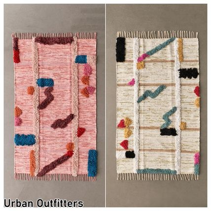 Urban Outfitters x ラグ・カーペット(ライフスタイル)|新作を海外 Urban Outfitters x ラグ・カーペット(ライフスタイル)|新作を海外