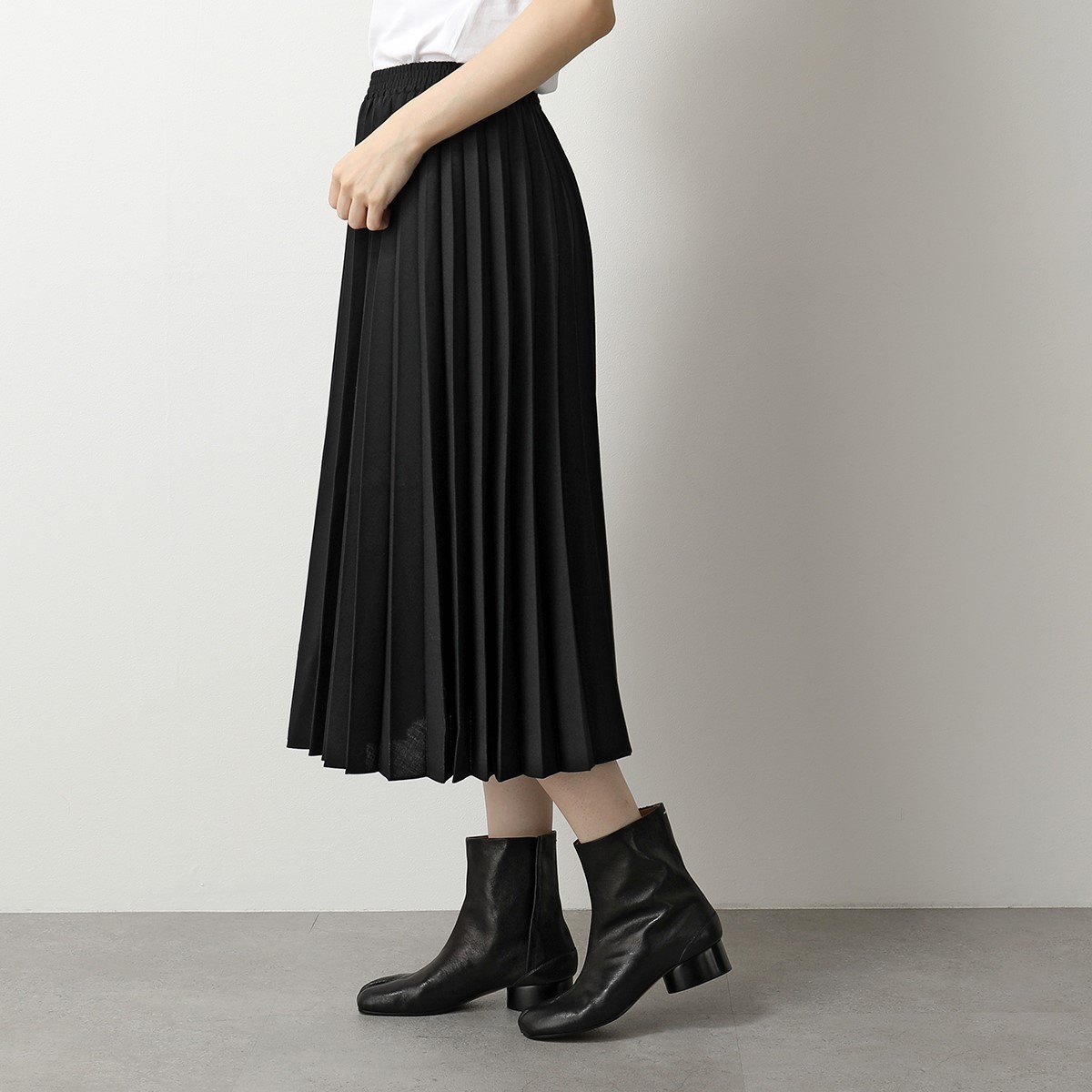 VETEMENTS スカート VETEMENTS プリーツスカート 52SK200B Plissee Logo Skirt(3)
