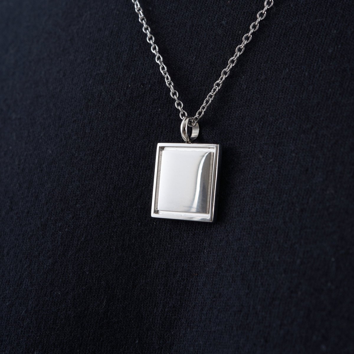 送料関税込【CRAFTD London】LANURA PENDANT☆ (2色) 国内発送♪ 送料関税込【CRAFTD London】LANURA PENDANT☆ (2色) 国内発送♪