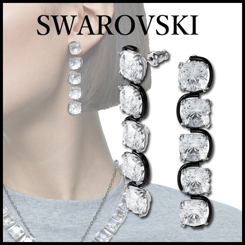 SWAROVSKI 5600043 ピアス レディースシルバー シンプル