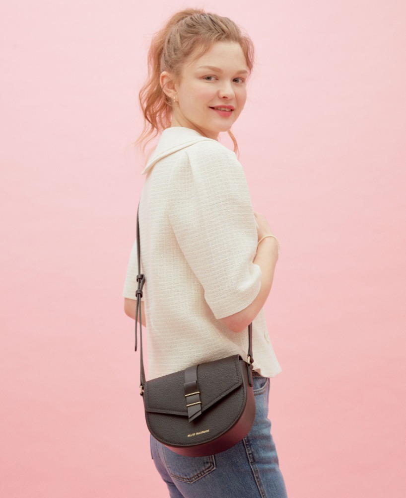 ☆人気☆【JILLSTUART】☆NUVO HALF MOON SHOULDER BA.G☆バッグ ☆人気☆【JILLSTUART】☆NUVO HALF MOON SHOULDER BA.G☆バッグ
