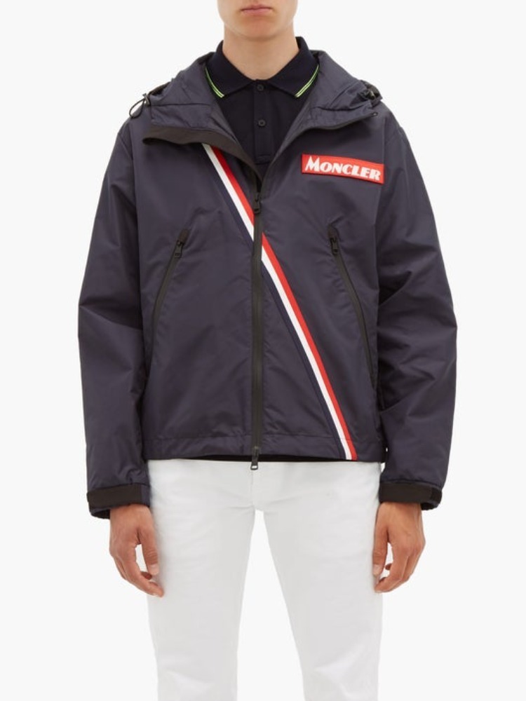 格安新品 MONCLER トラケナー テクニカルジャケット ブルゾン 格安新品 MONCLER トラケナー テクニカルジャケット ブルゾン