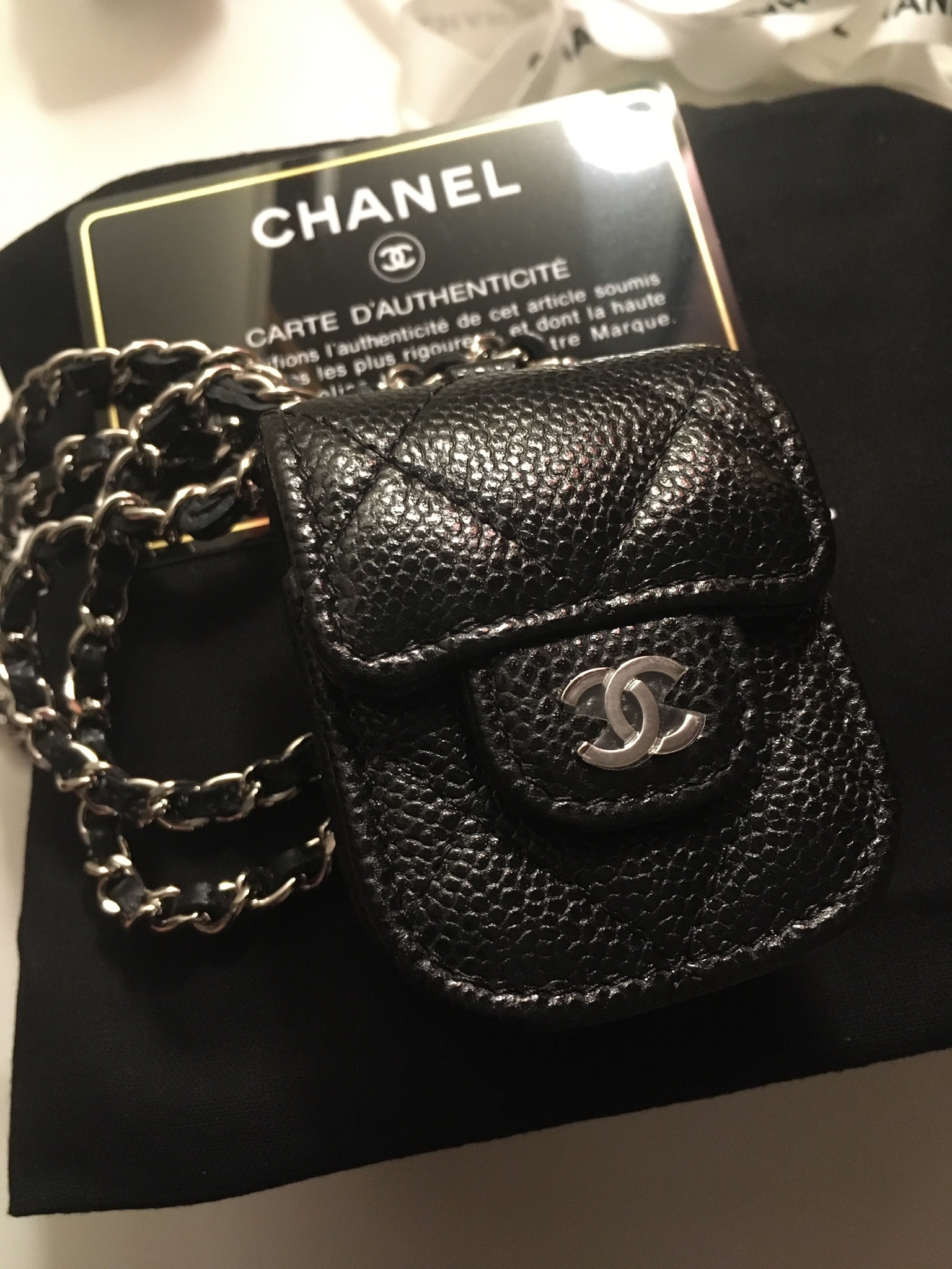 ★Chanel☆Airpods case 1点のみ 即日発送